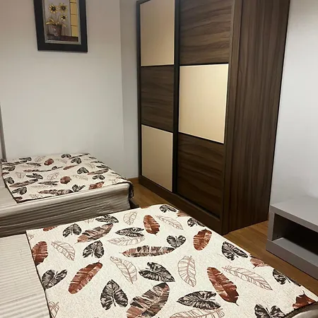 Luxury Flat Near City Stars Mallشقة غاية الفخامة جانب سيتي ستارز مول Kairo Exterior foto