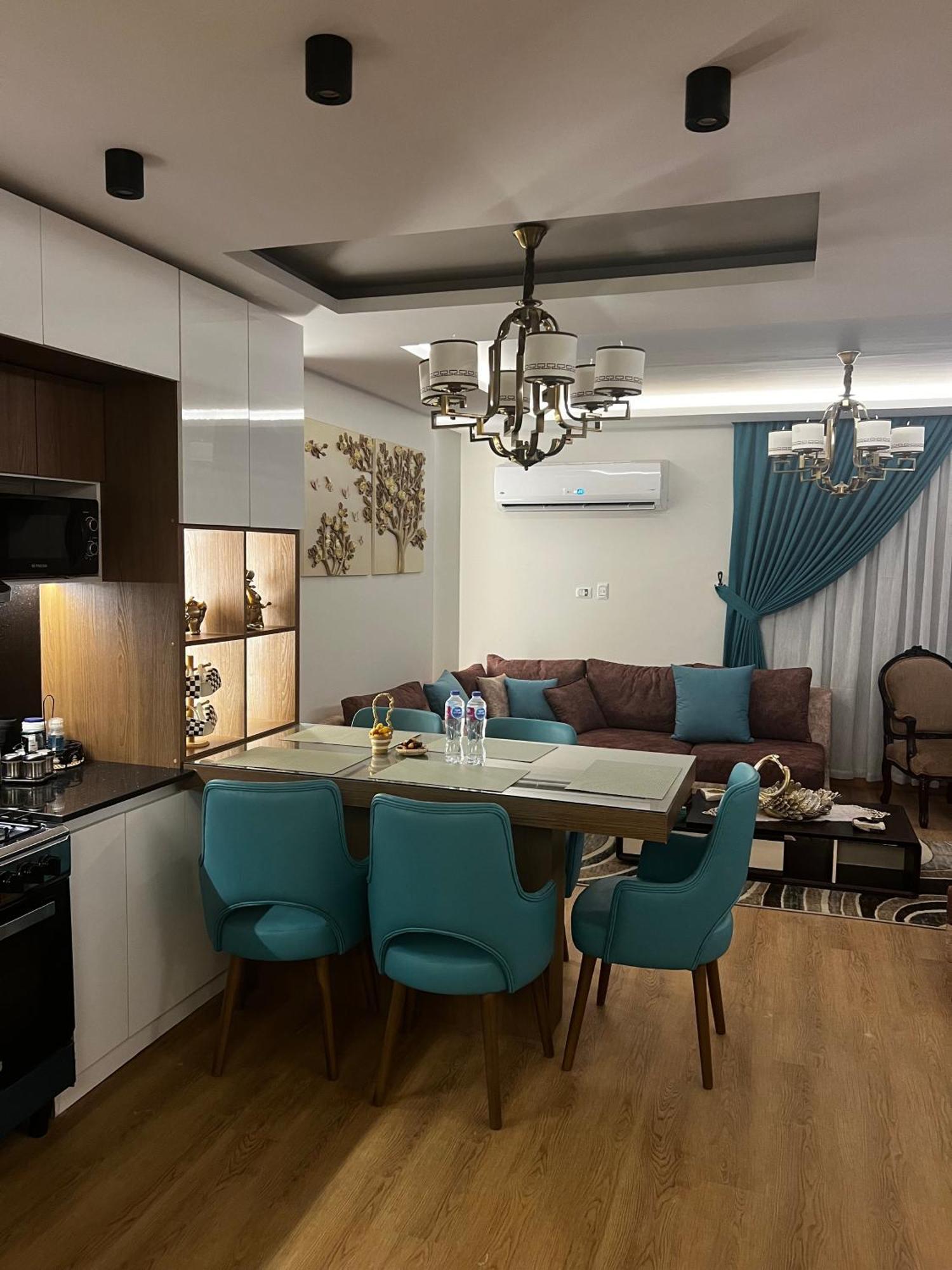 Apartment Luxury Flat Near Stars Mallشقة غاية الفخامة جانب سيتي ستارز مول Cairo