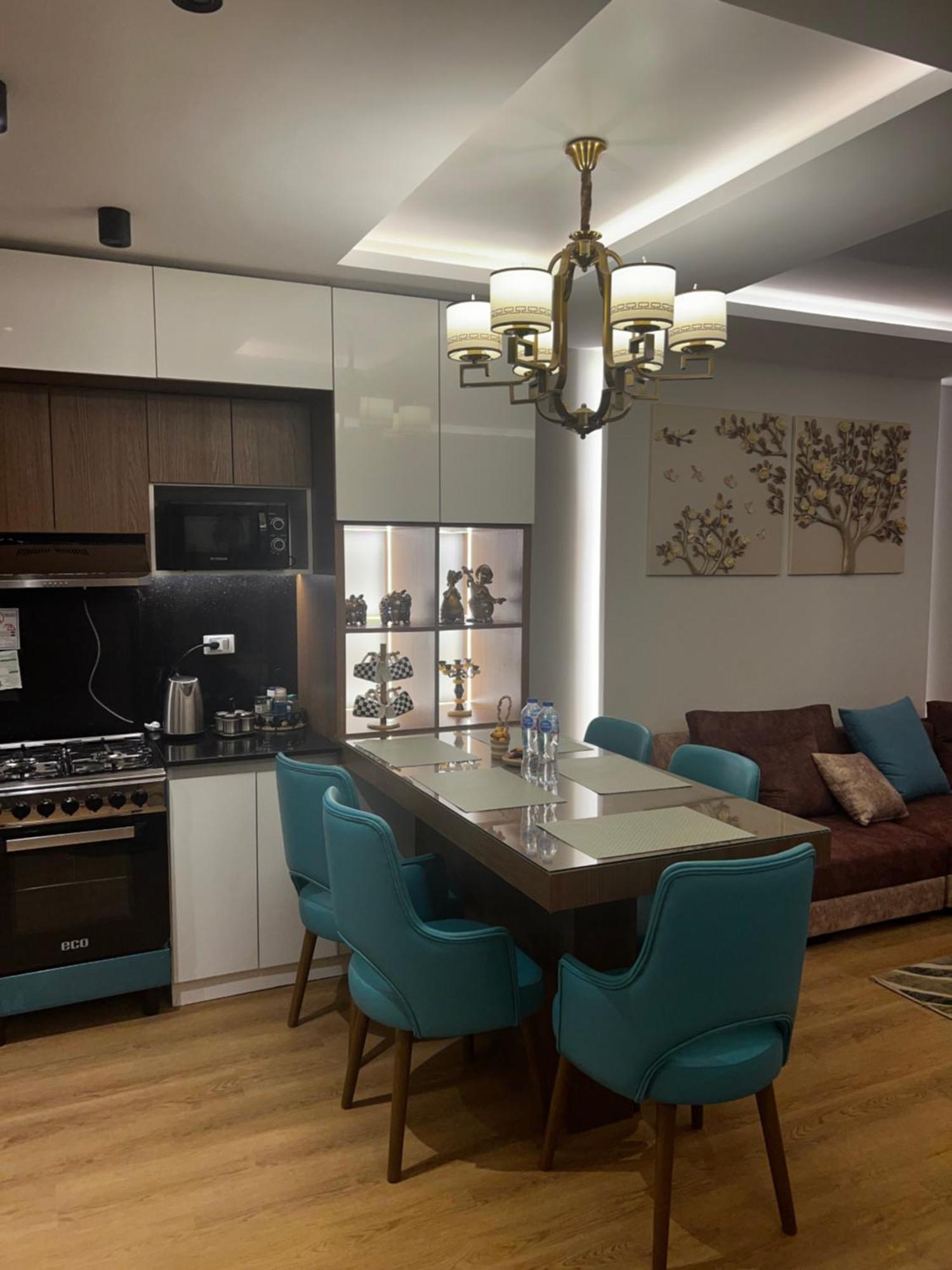 Luxury Flat Near Stars Mallشقة غاية الفخامة جانب سيتي ستارز مول Апартаменти
